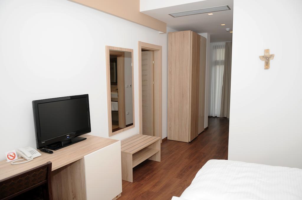 Hotel Quercus Međugorje Exteriör bild