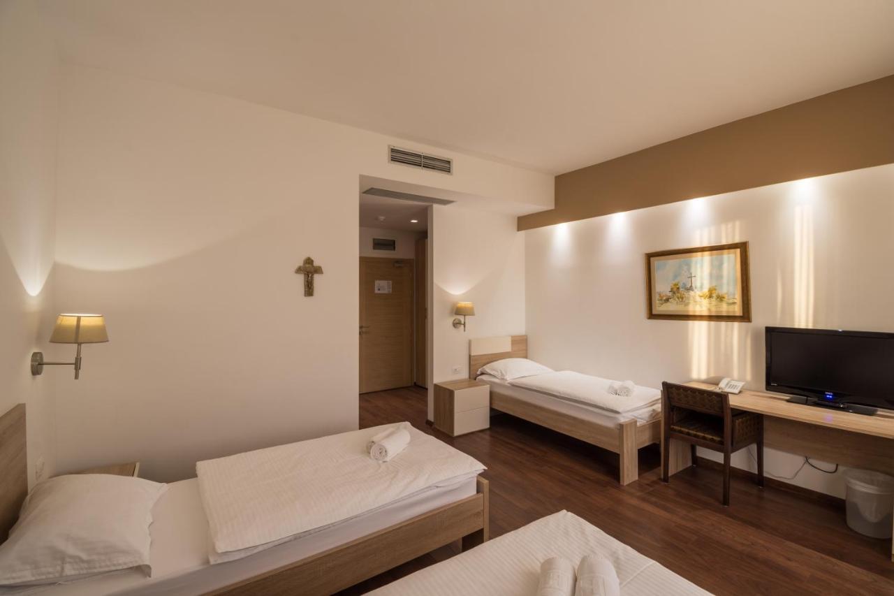 Hotel Quercus Međugorje Exteriör bild